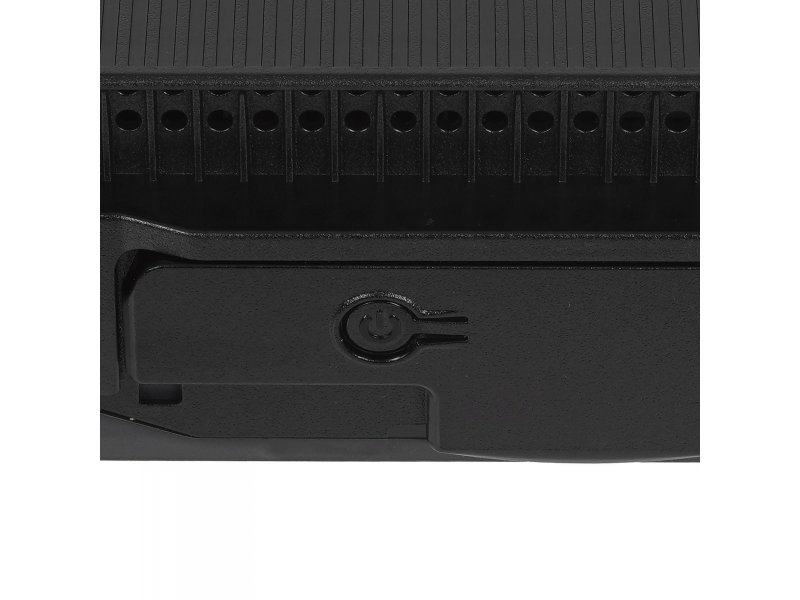 Toshiba 50C350RE динамики на нижней части корпуса, система 2.0 CH мощностью 24 Вт
