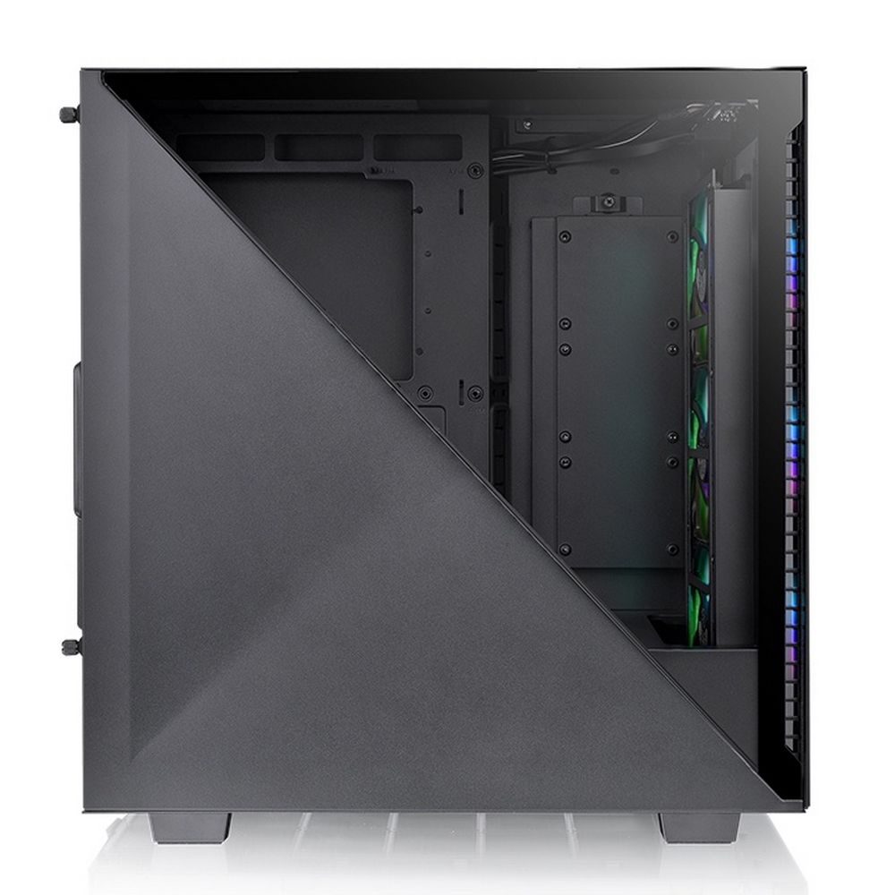 Thermaltake Divider 300 TG ARGB внутренняя компоновка — слоты расширения, монтажные площадки и ARGB-подсветка