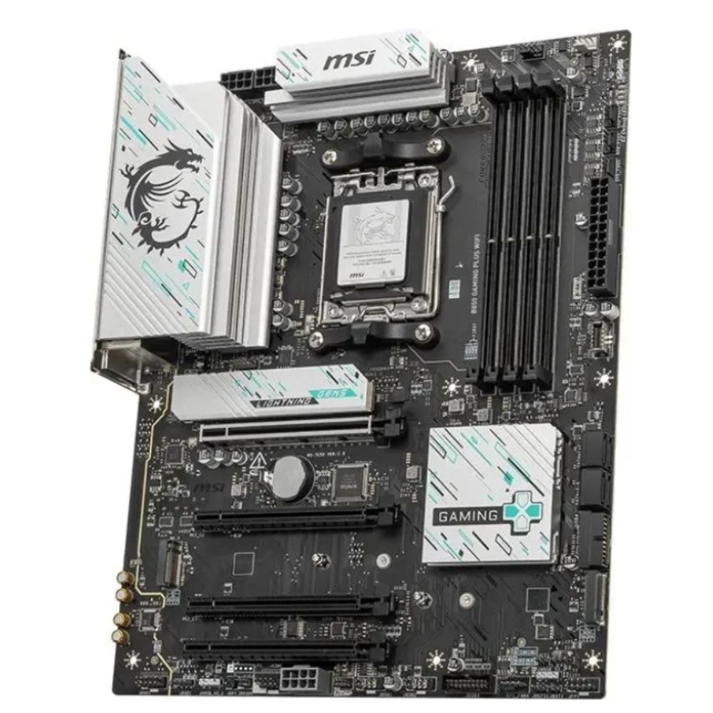 MSI B850 Gaming Plus Wifi разъёмы M.2 PCIe 5.0 и слоты расширения крупным планом