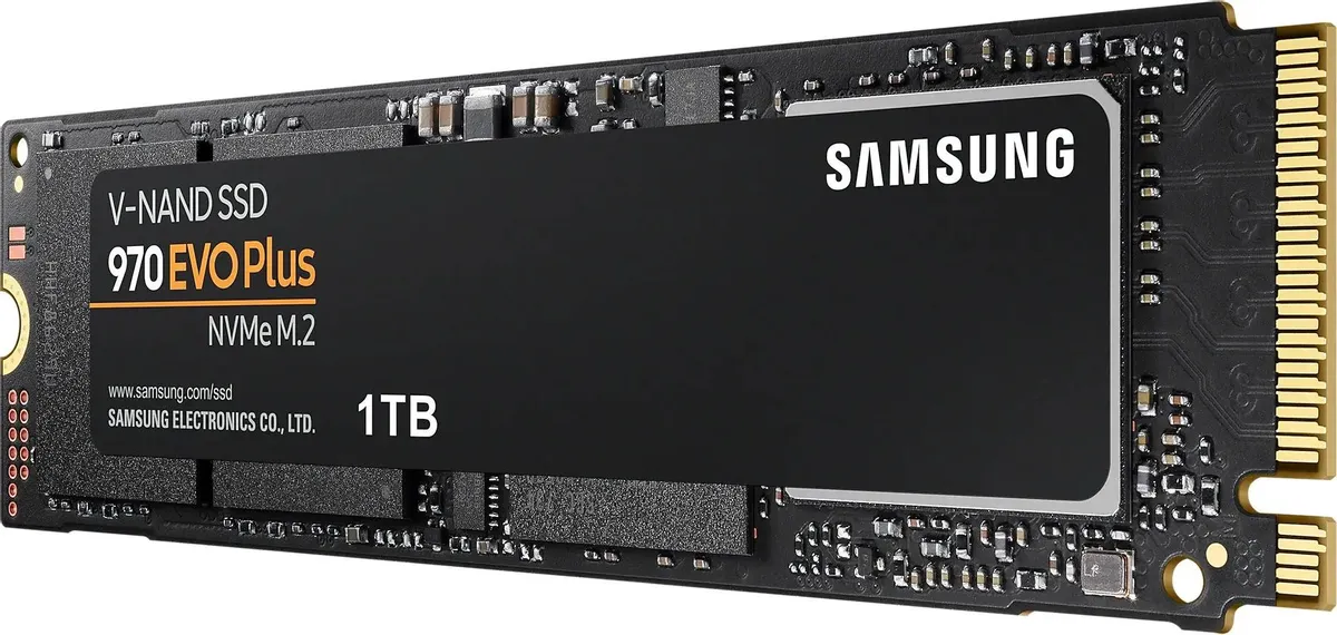 Samsung 970 EVO Plus 1 ТБ M.2 2280 NVMe — вид накопителя крупным планом, чип V-NAND