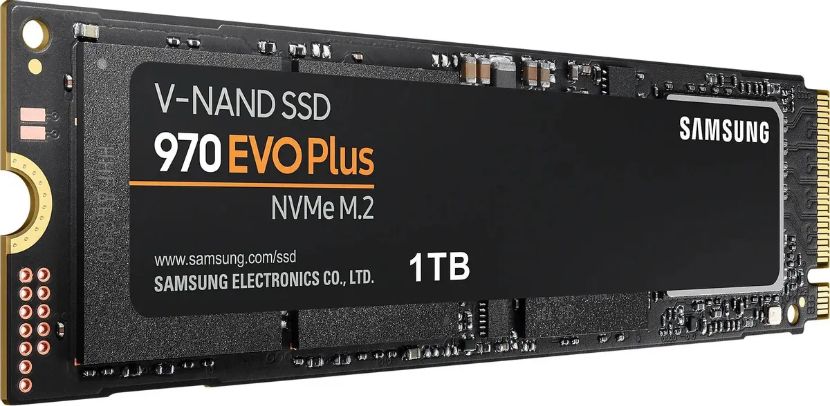 Samsung 970 EVO Plus 1 ТБ — установка в M.2 слот материнской платы, форм-фактор 2280