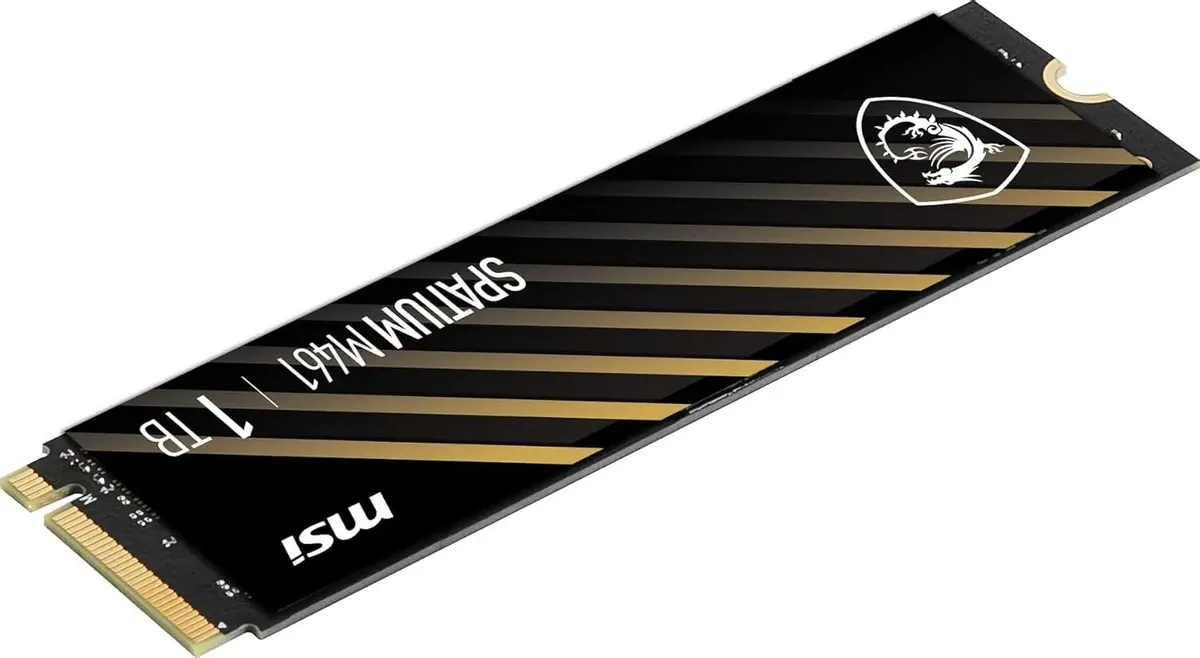 MSI Spatium M461 1TB золотые контакты и PCIe-разъёмы накопителя M.2