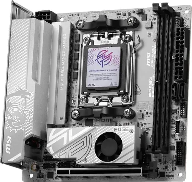 MSI MPG B850I Edge Ti WiFi материнская плата mATX AM5 вид сверху — сокет, слоты DDR5, чипсет, охлаждение VRM